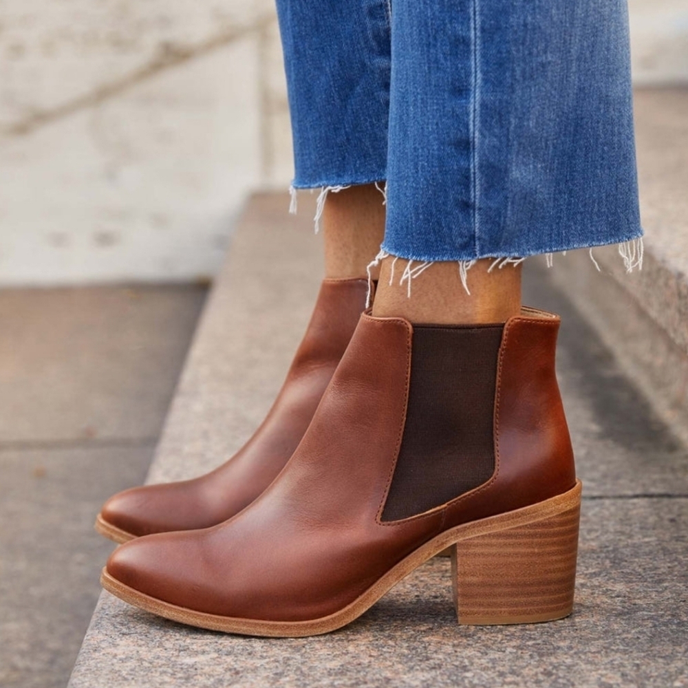 New! Nisolo Heeled Chelsea Boot in Leather Brandy